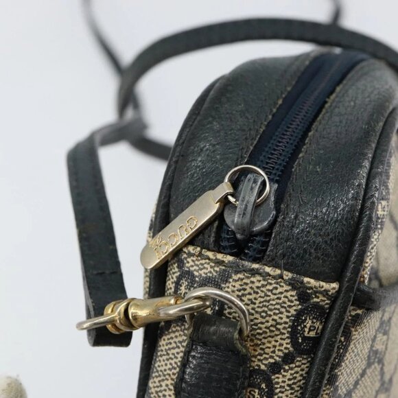 GUCCI GG Plus Supreme Shoulder Bag PVC Navy Gold Auth 146819 - Picture 11 of 16